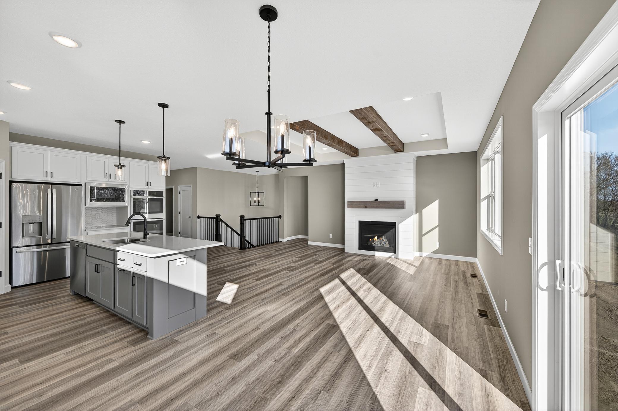 24-924 Yellowcrest St SW-26.jpg