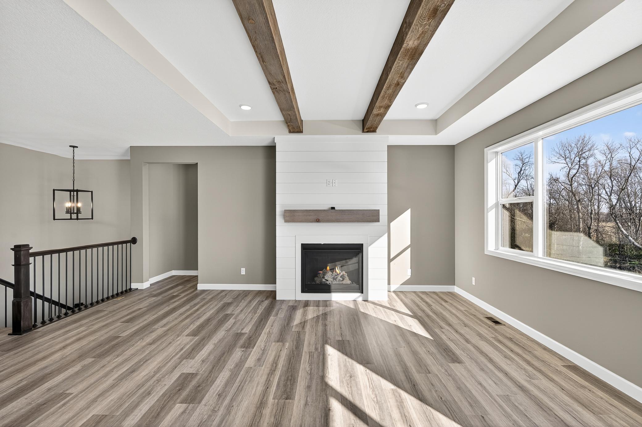 29-924 Yellowcrest St SW-31.jpg