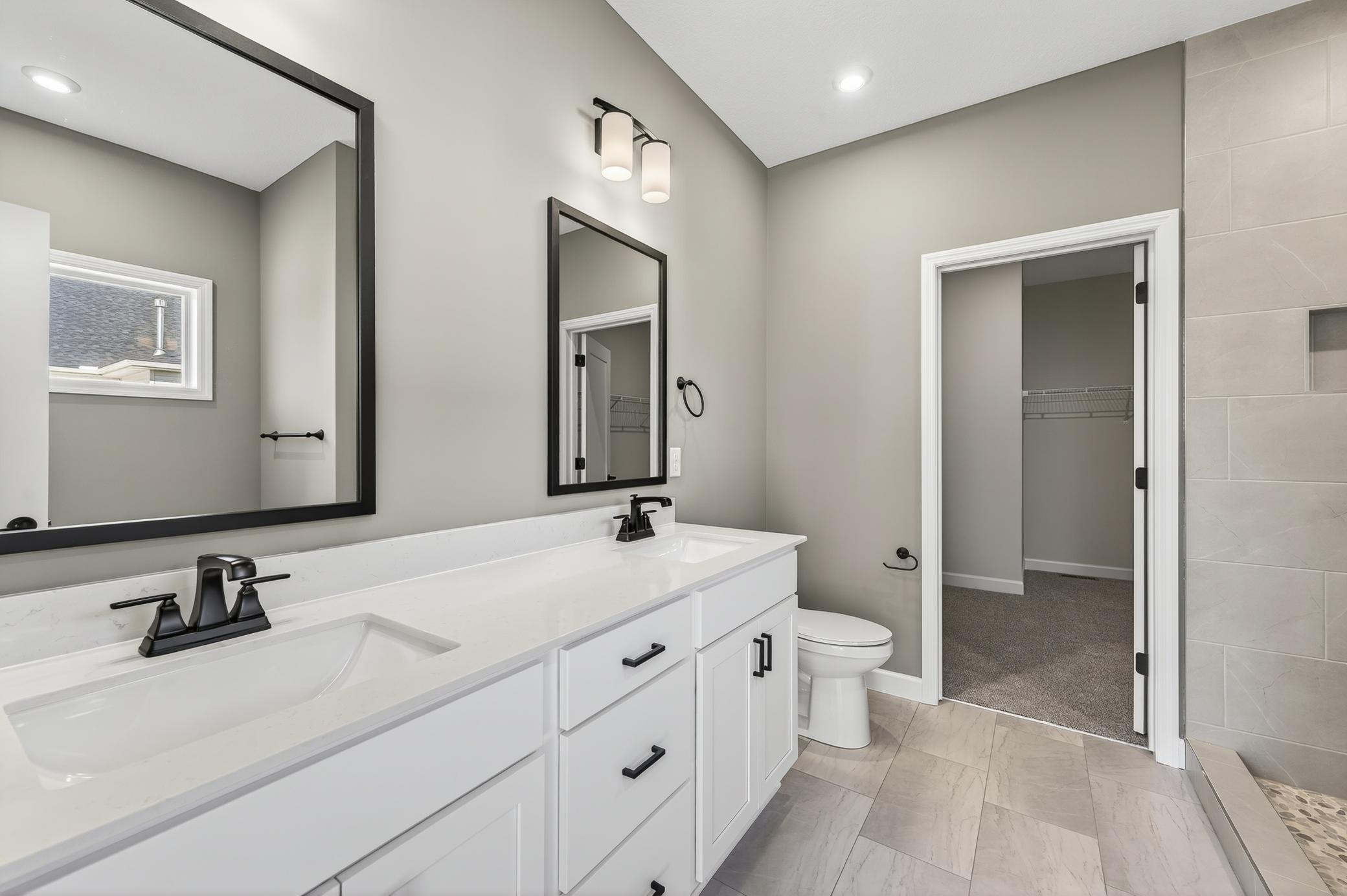 35-924 Yellowcrest St SW-37.jpg