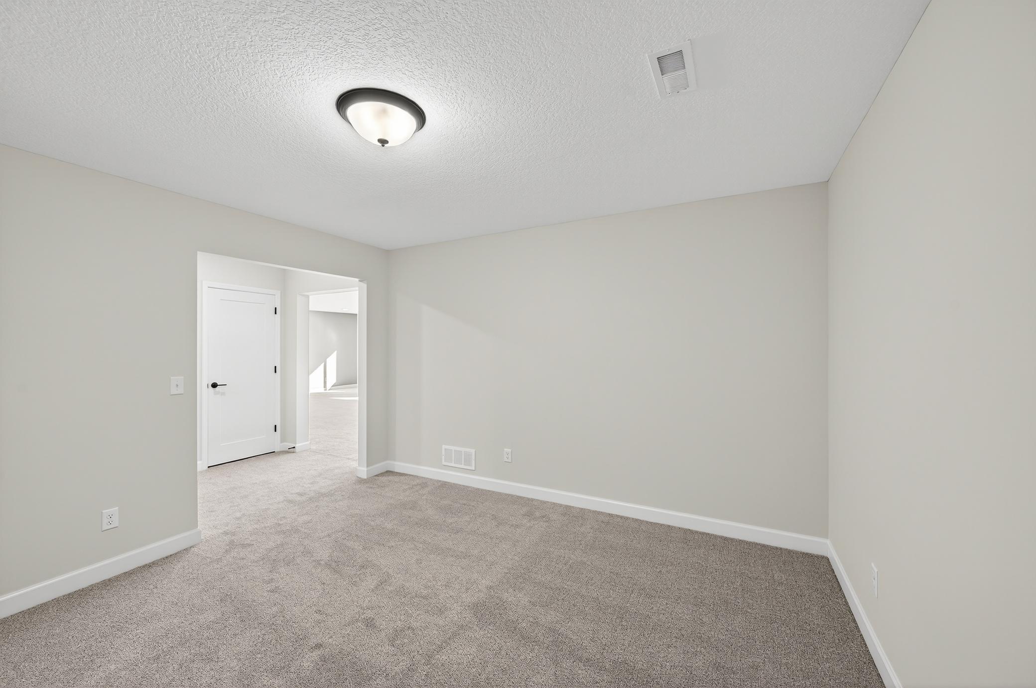 41-924 Yellowcrest St SW-43.jpg