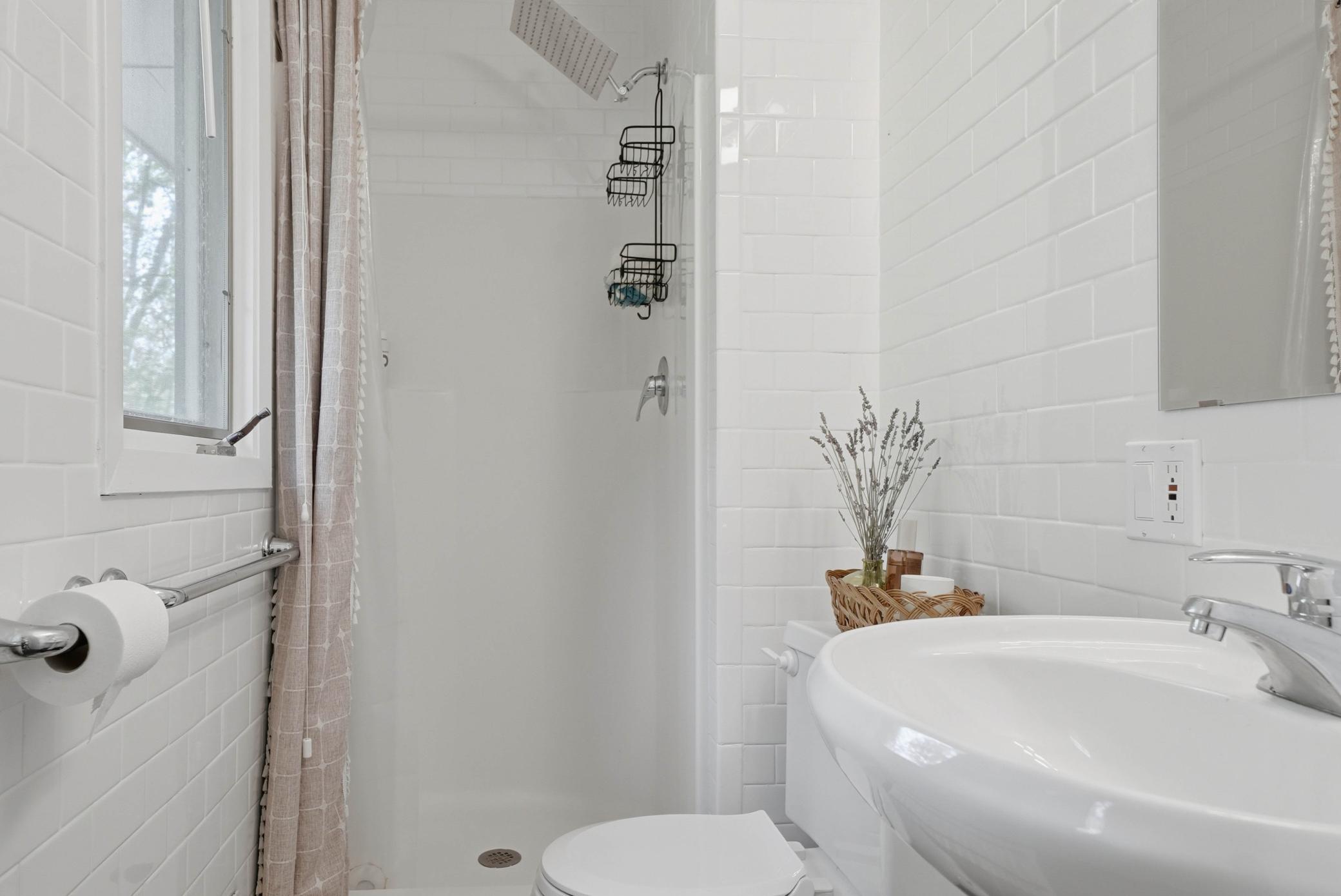 3/4 quarter shower, toilet, and sink