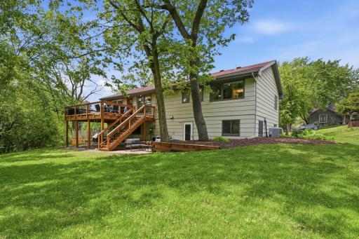 9137 Forest Hills Circle, Bloomington, MN 55437