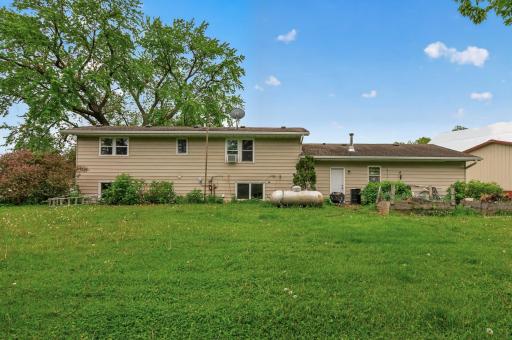 18090 102nd Street, Young America, MN 55397