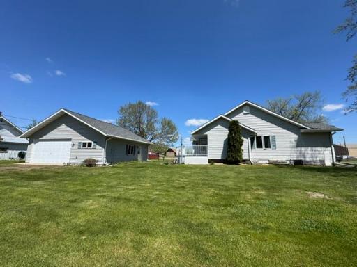 901 5th Street NE, Staples, MN 56479