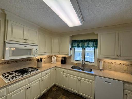 901 5th Street NE, Staples, MN 56479