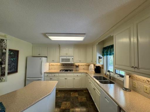901 5th Street NE, Staples, MN 56479
