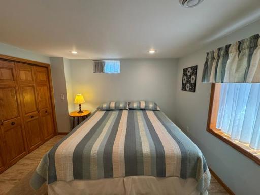 901 5th Street NE, Staples, MN 56479