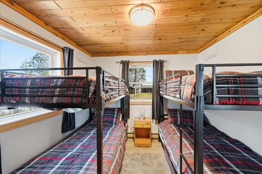Notice the views from the front windows as well.