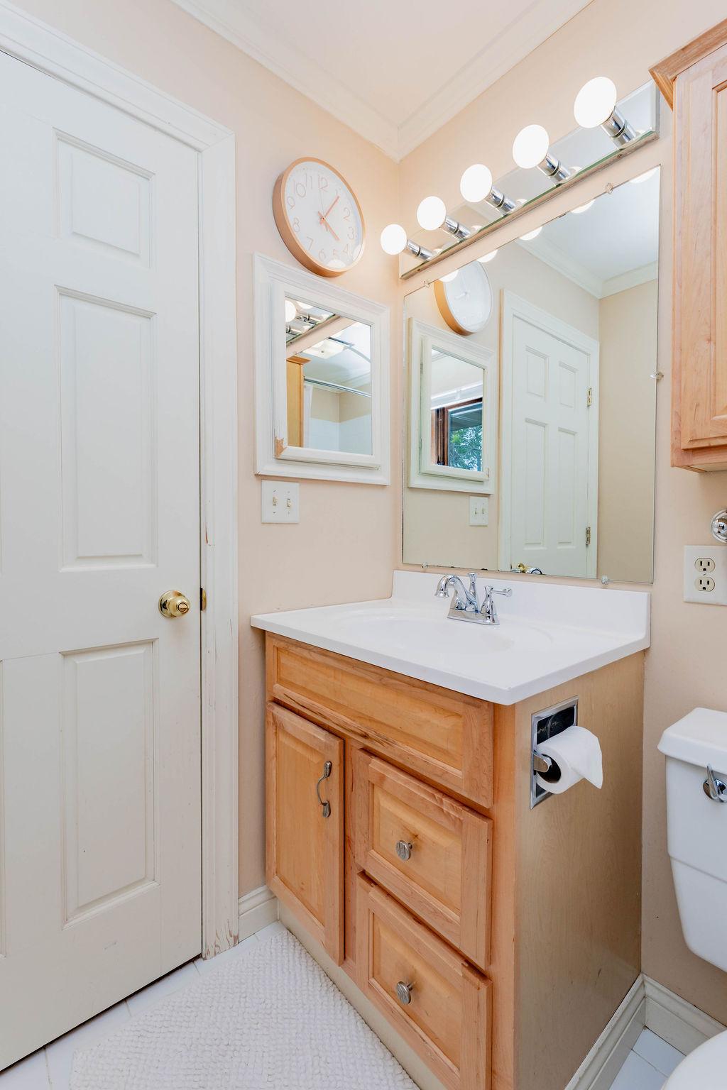3513RiverDr(11of36).jpg