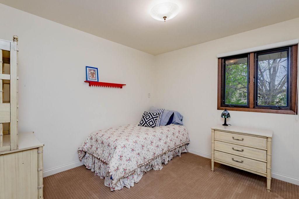 3513RiverDr(15of36).jpg