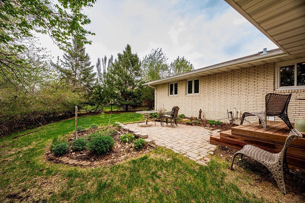 3513RiverDr(32of36).jpg
