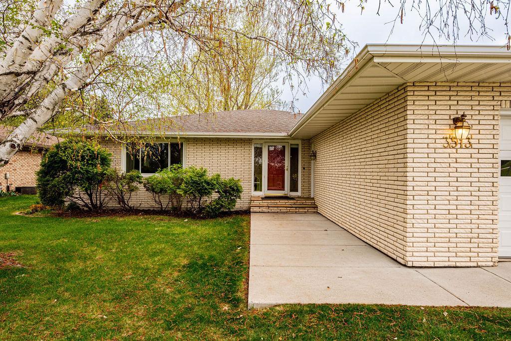 3513RiverDr(35of36).jpg