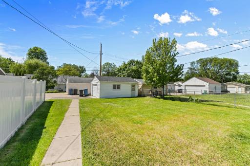 5840 Russell Avenue S, Minneapolis, MN 55410