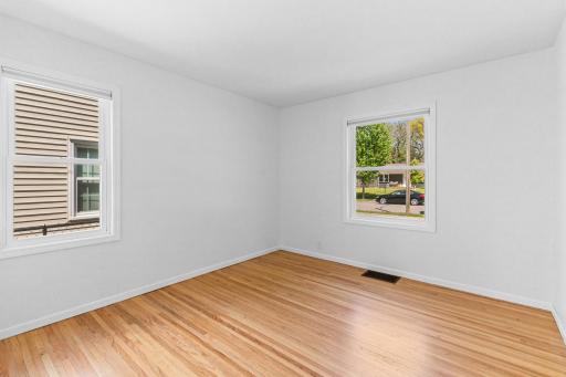 5840 Russell Avenue S, Minneapolis, MN 55410
