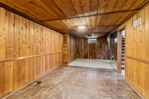 5840 Russell Avenue S, Minneapolis, MN 55410