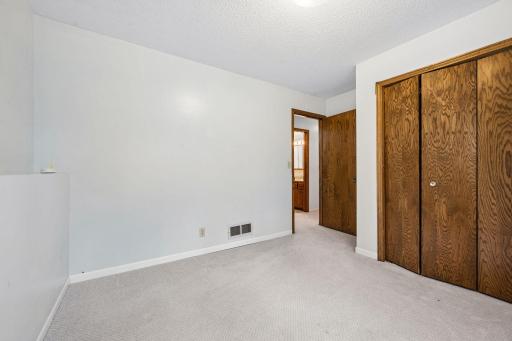 1602 Daisy Court, New Brighton, MN 55112