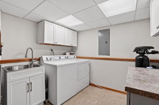 7987 Highland Drive, Lino Lakes, MN 55014