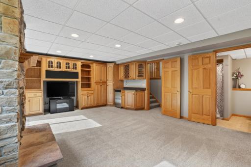 7987 Highland Drive, Lino Lakes, MN 55014