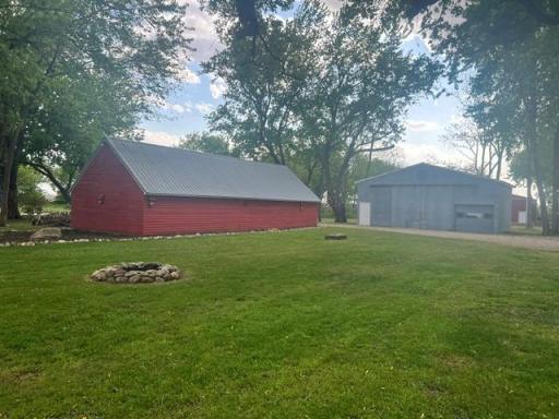 19443 560th Avenue, Austin, MN 55912