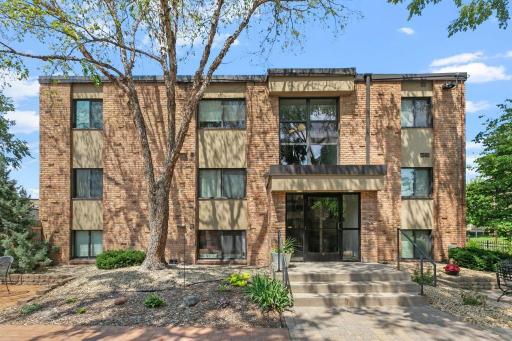 2530 1st Ave S, 101, Minneapolis, MN 55404