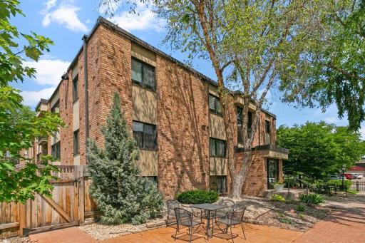 2530 1st Ave S, 101, Minneapolis, MN 55404