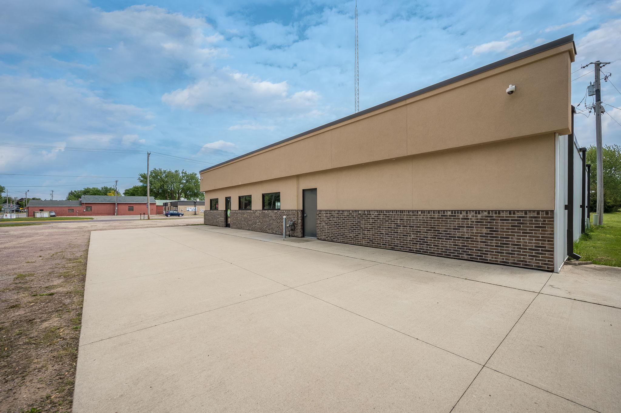 618 S Main St Winnebago MN-2.jpg