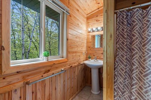 35470 Moccasin Lane, Cushing, MN 56443