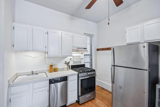 605 S 9th Street, 6, Minneapolis, MN 55404