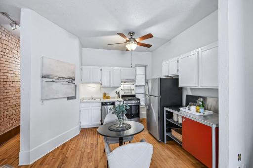 605 S 9th Street, 6, Minneapolis, MN 55404