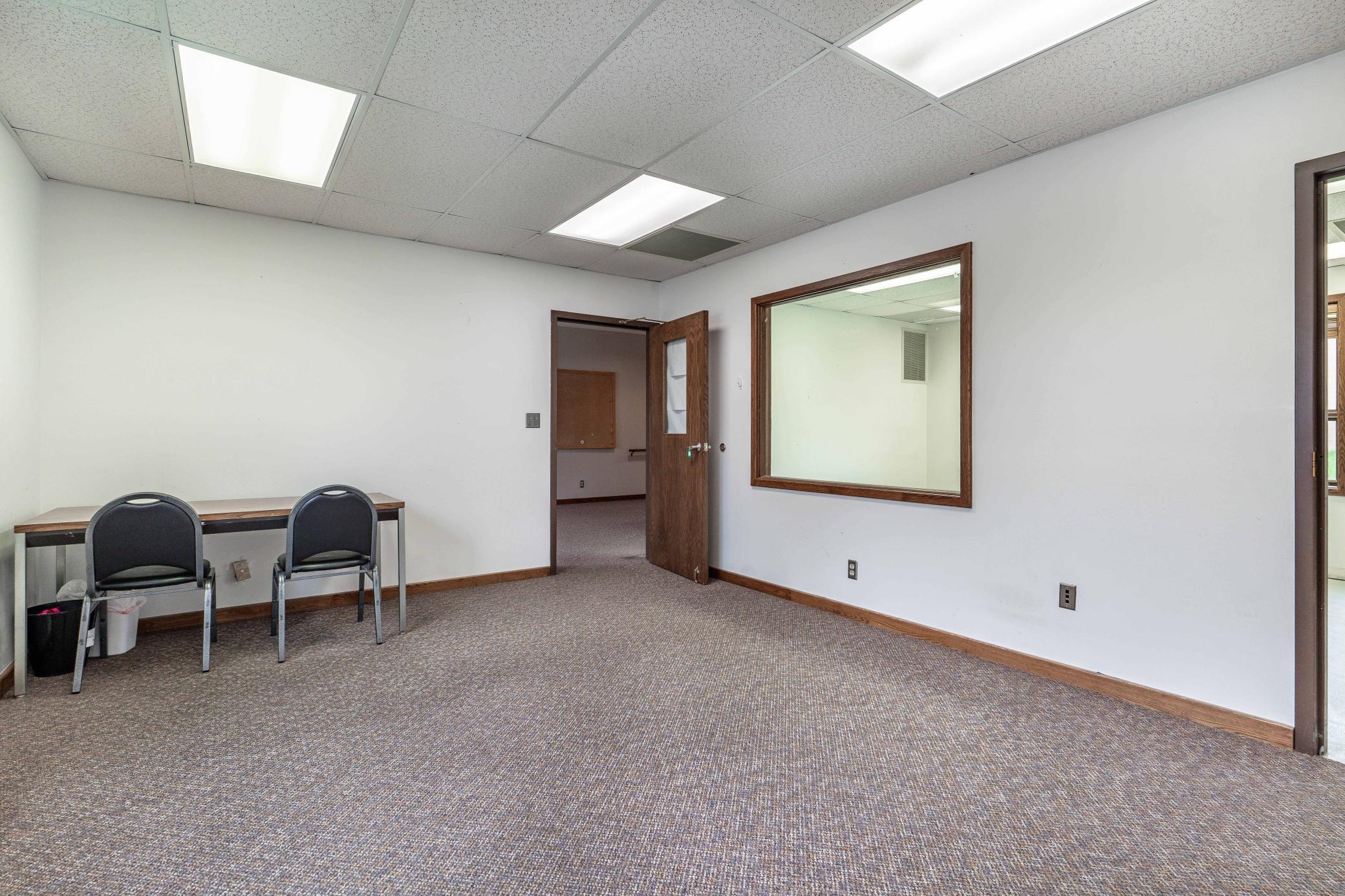 112 W Main St BL-214.jpg