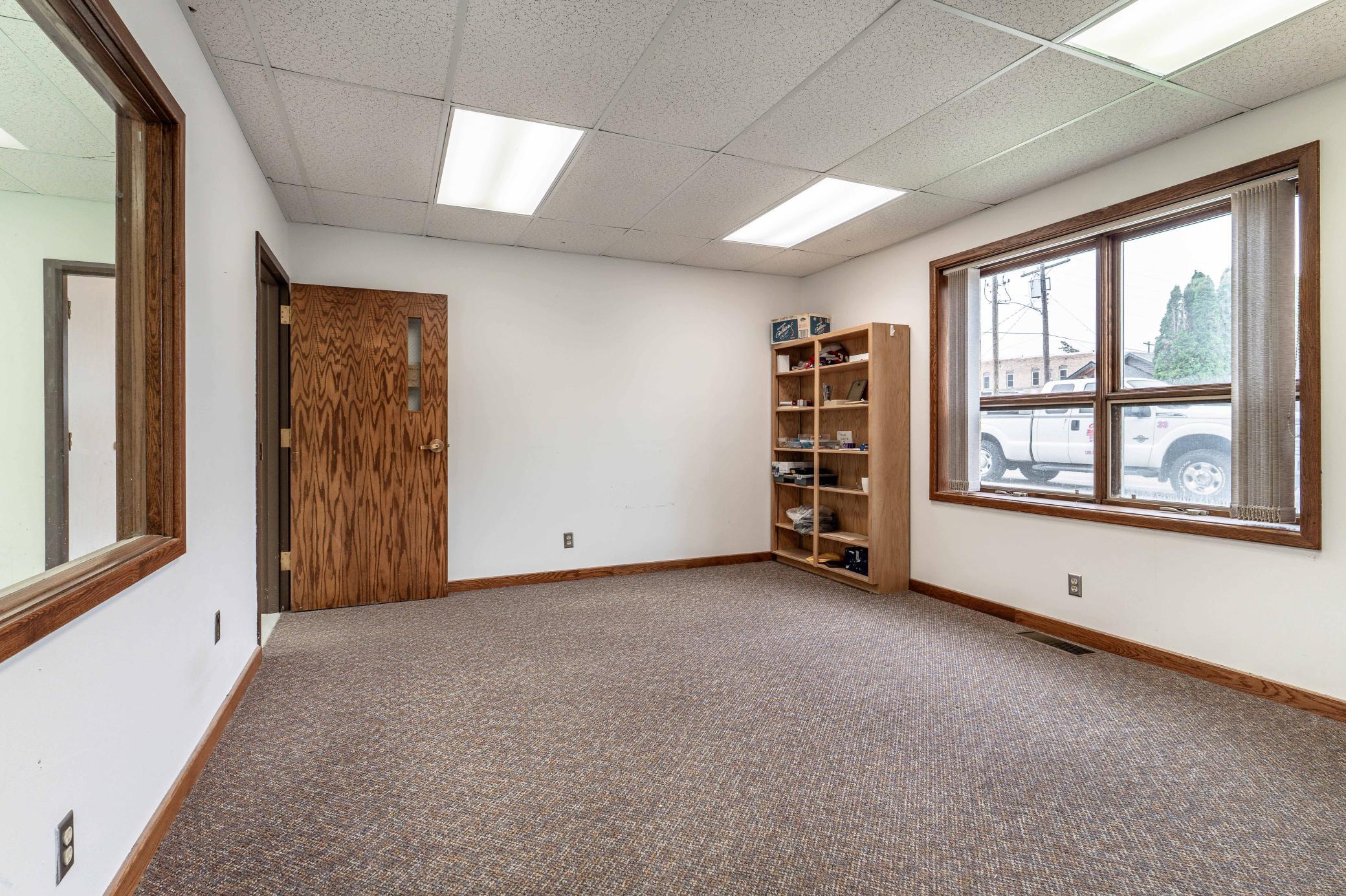 112 W Main St BL-213.jpg