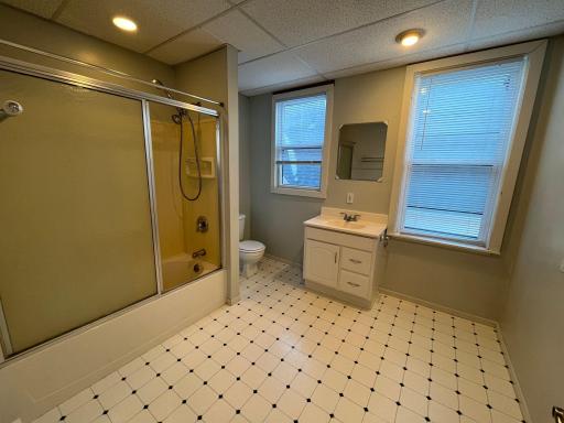 713 E 7th Street, Duluth, MN 55805