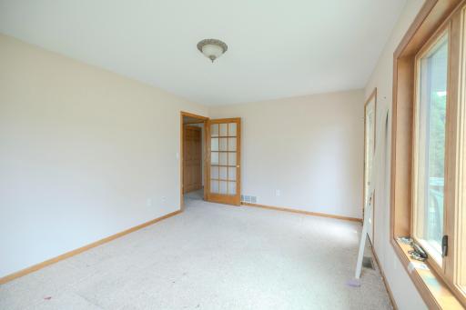 2 Line Drive, Morris, MN 56267