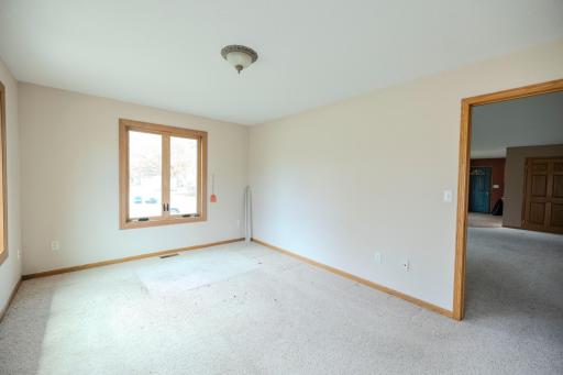 2 Line Drive, Morris, MN 56267