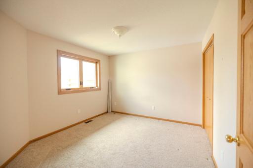 2 Line Drive, Morris, MN 56267