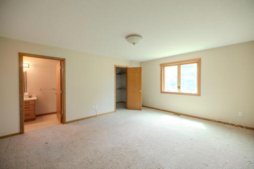 2 Line Drive, Morris, MN 56267