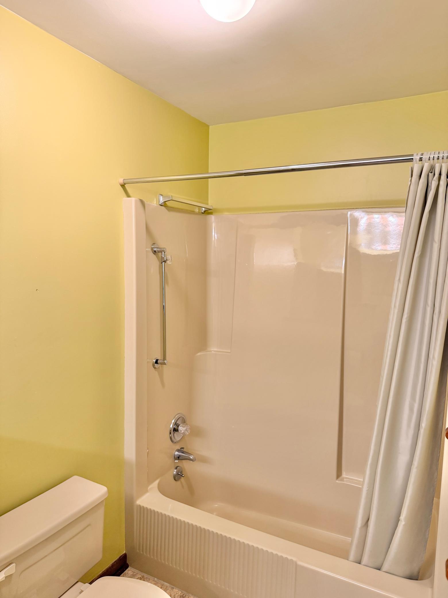 Main floor full bath