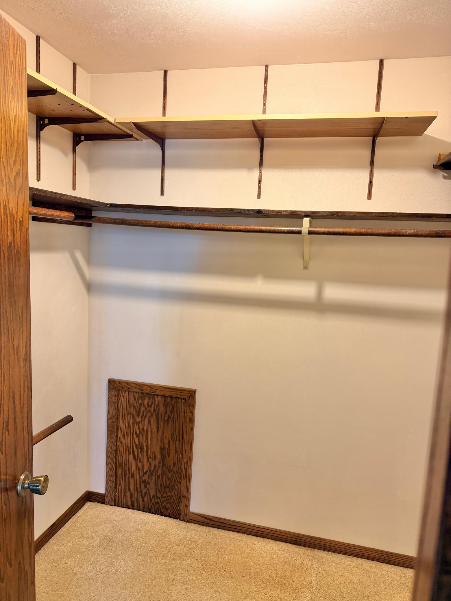 Walk in closet