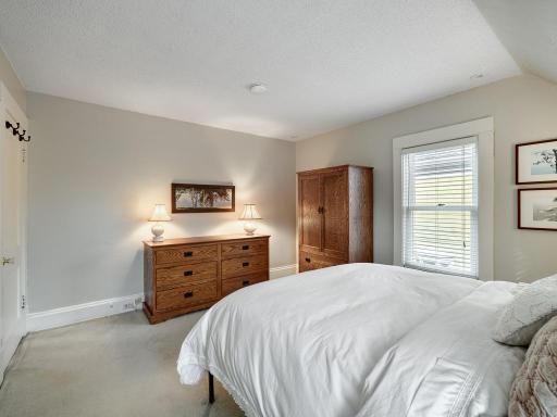 132 W 36th Street, Minneapolis, MN 55408