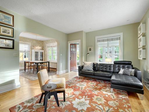 132 W 36th Street, Minneapolis, MN 55408