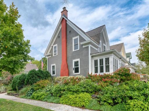 132 W 36th Street, Minneapolis, MN 55408