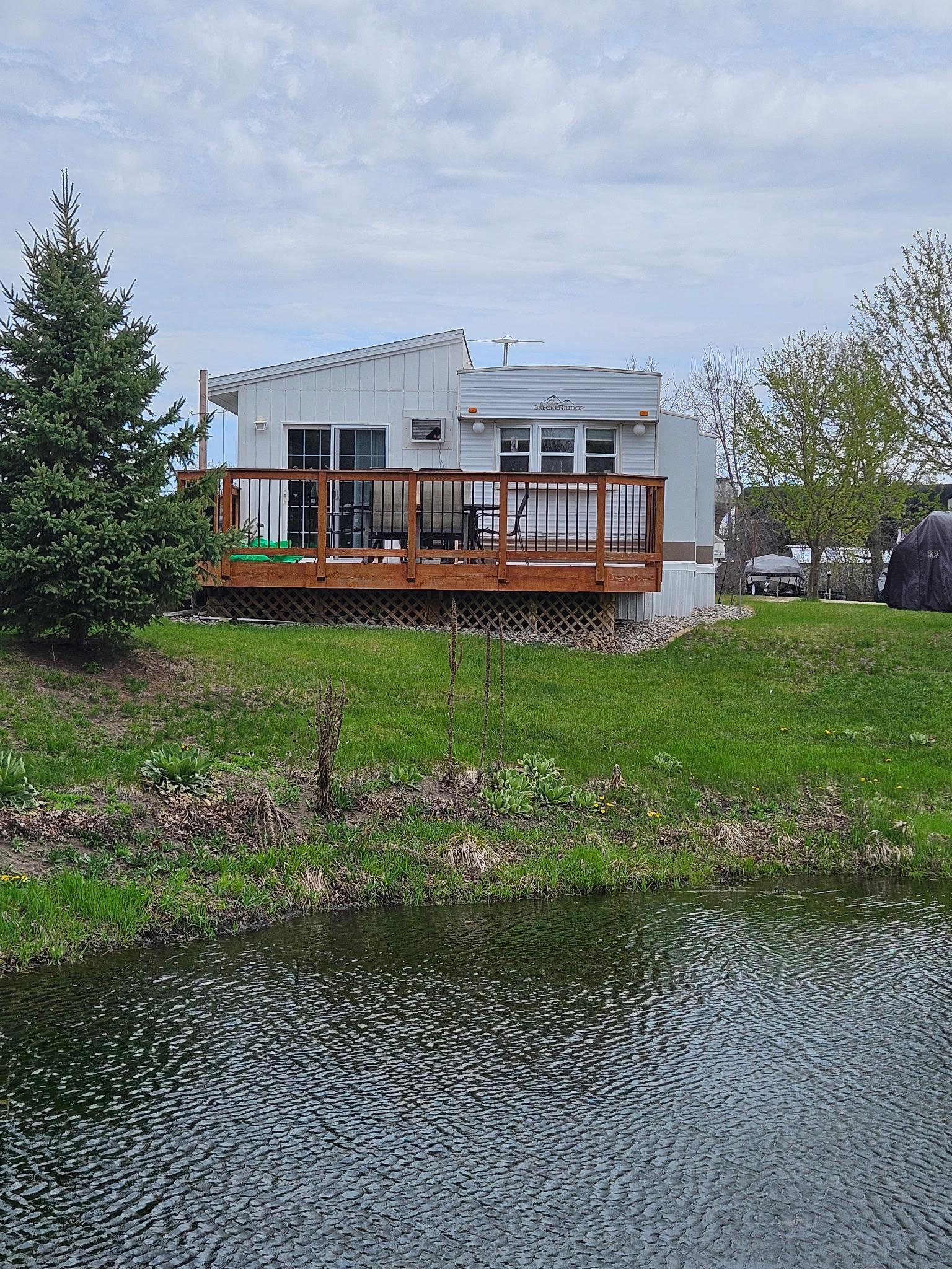 Lake life starts here