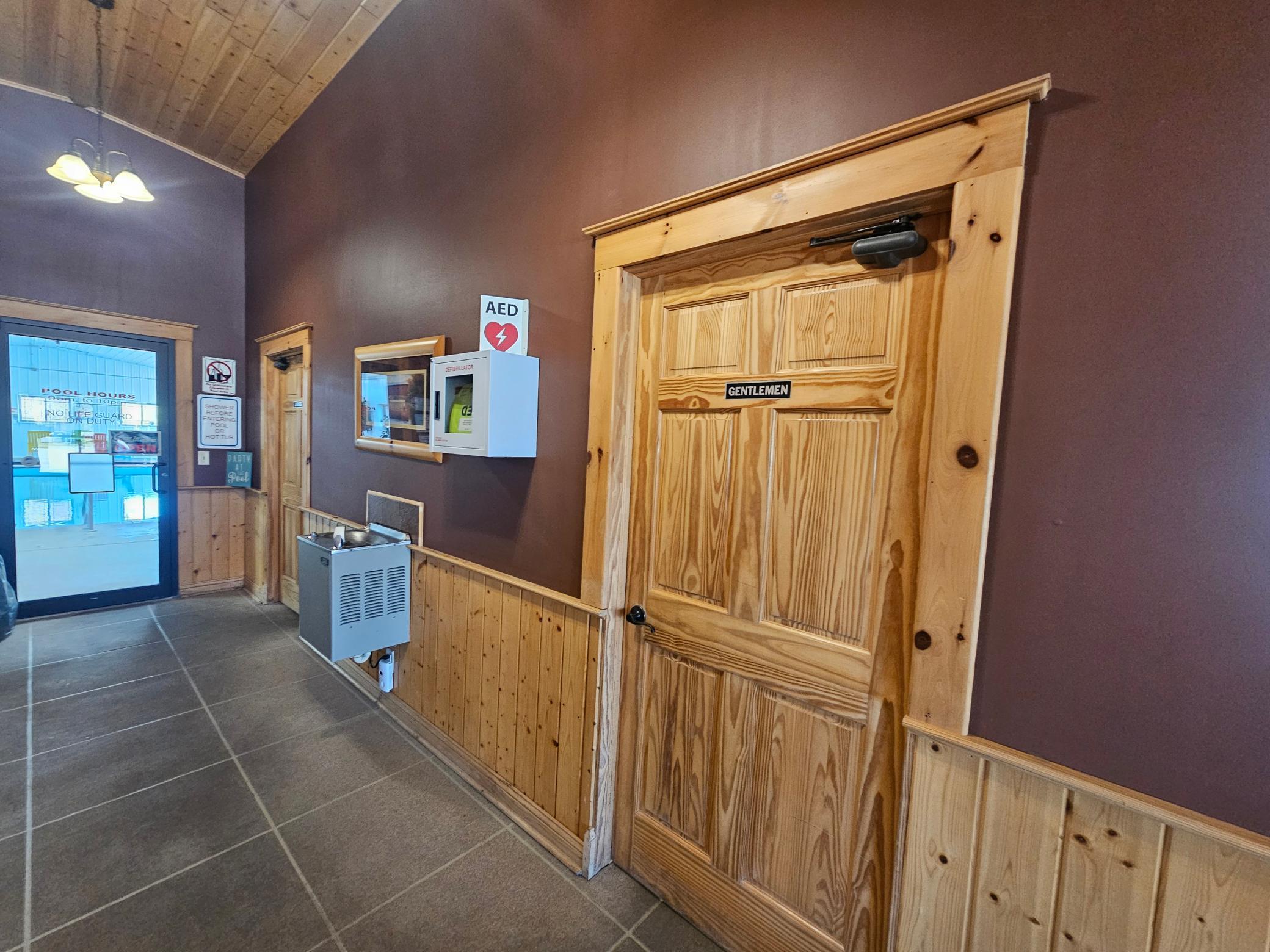 Meeting rooms & bathrooms