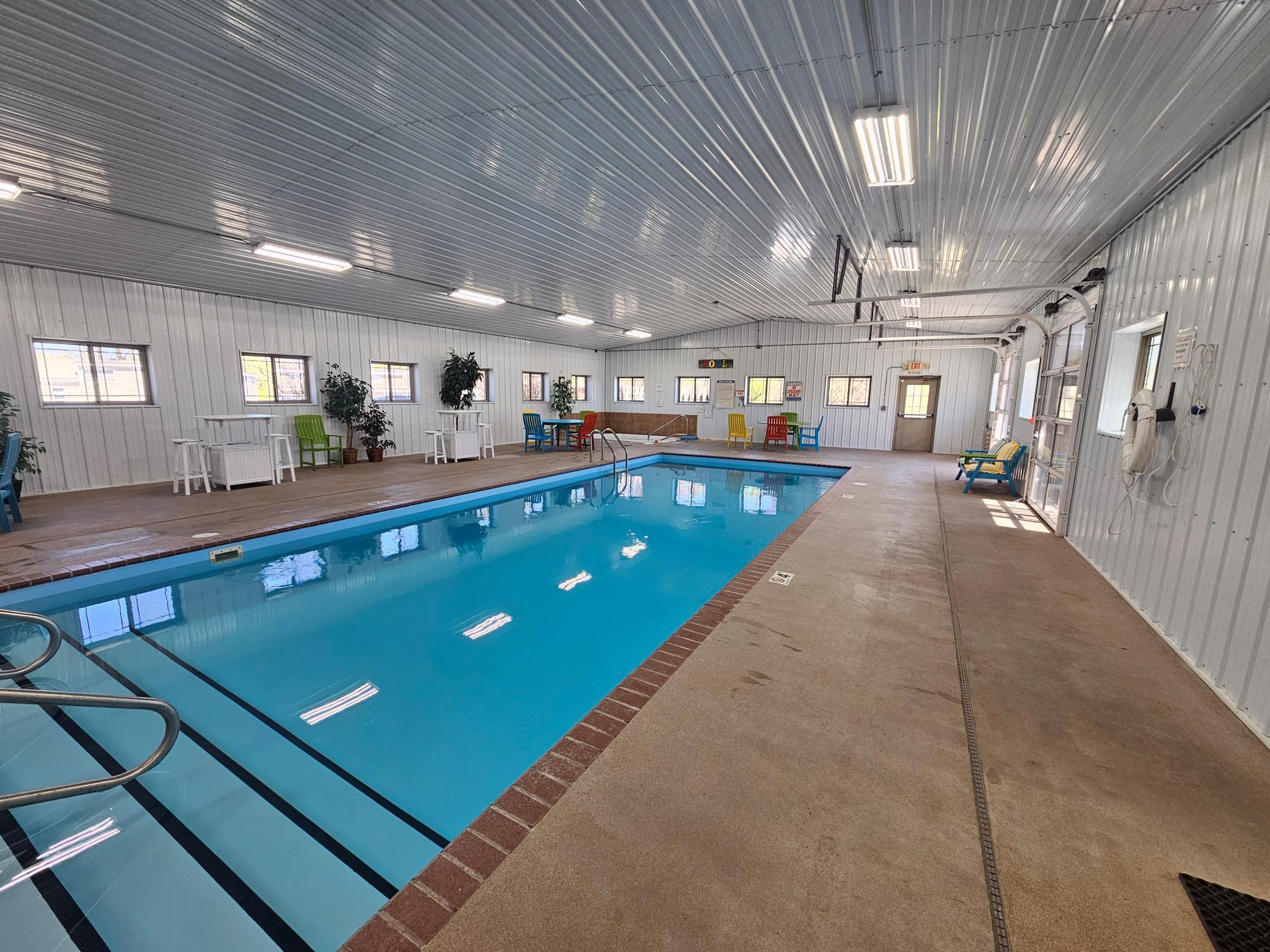 Indoor heated pool & hot tub