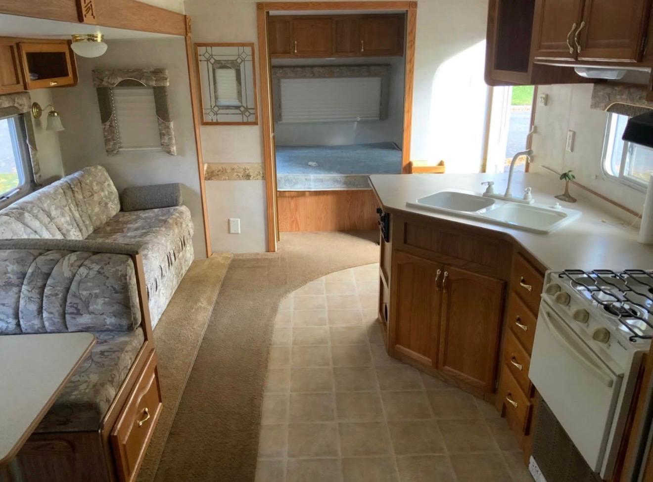 2004 Camper3.JPEG