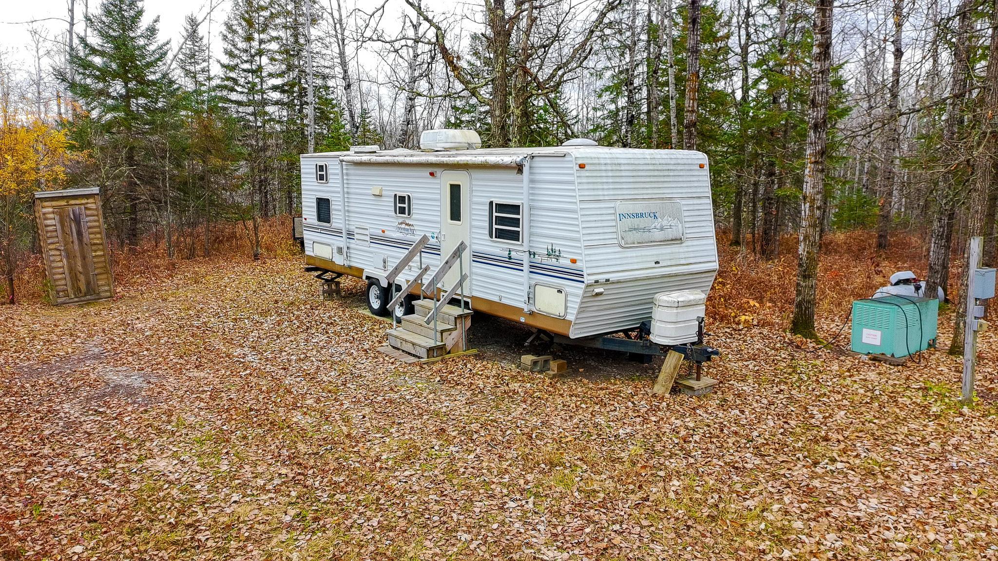 2004 Innsbruck Camper.jpg