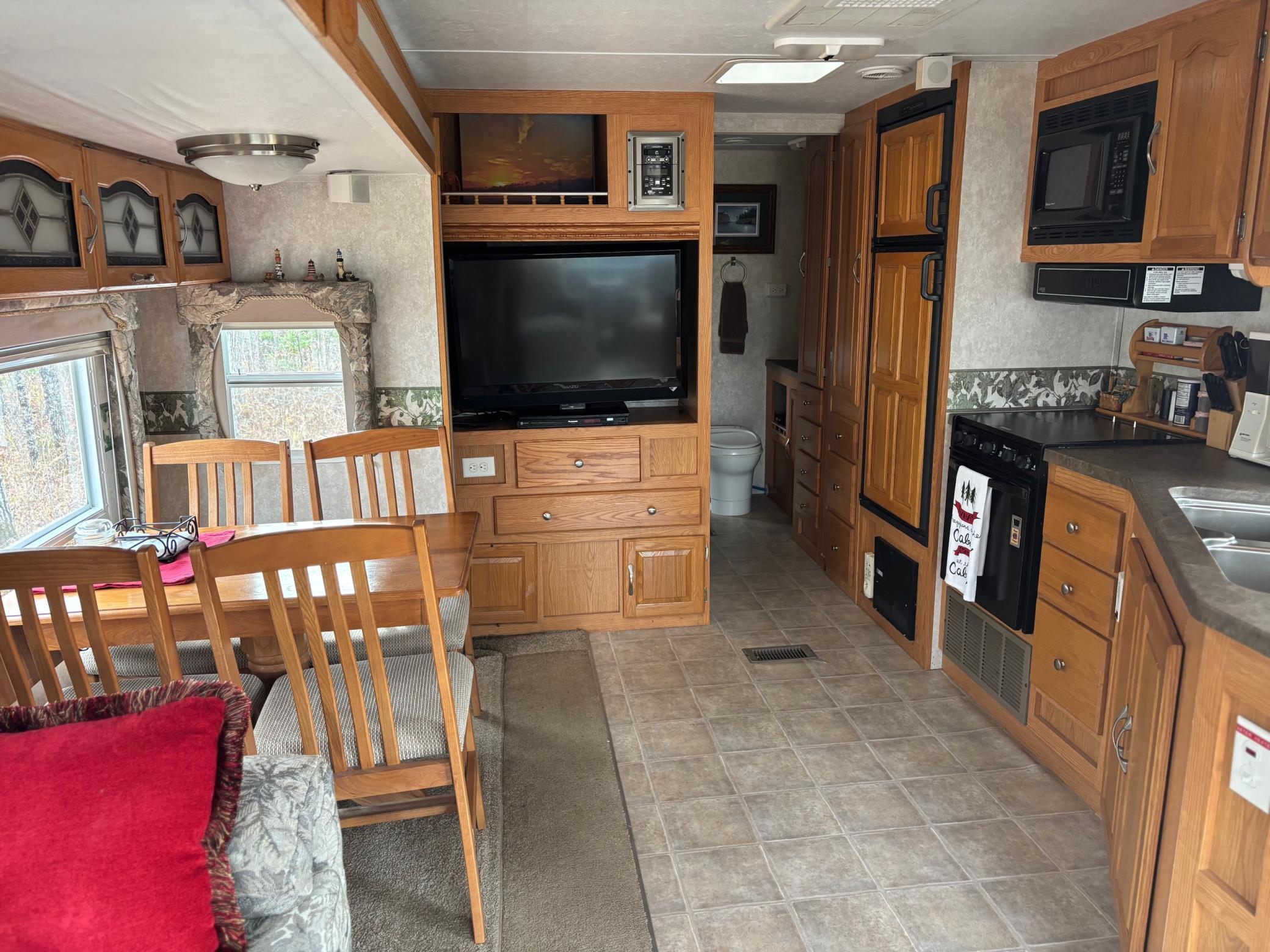 2006 Camper 2.jpg
