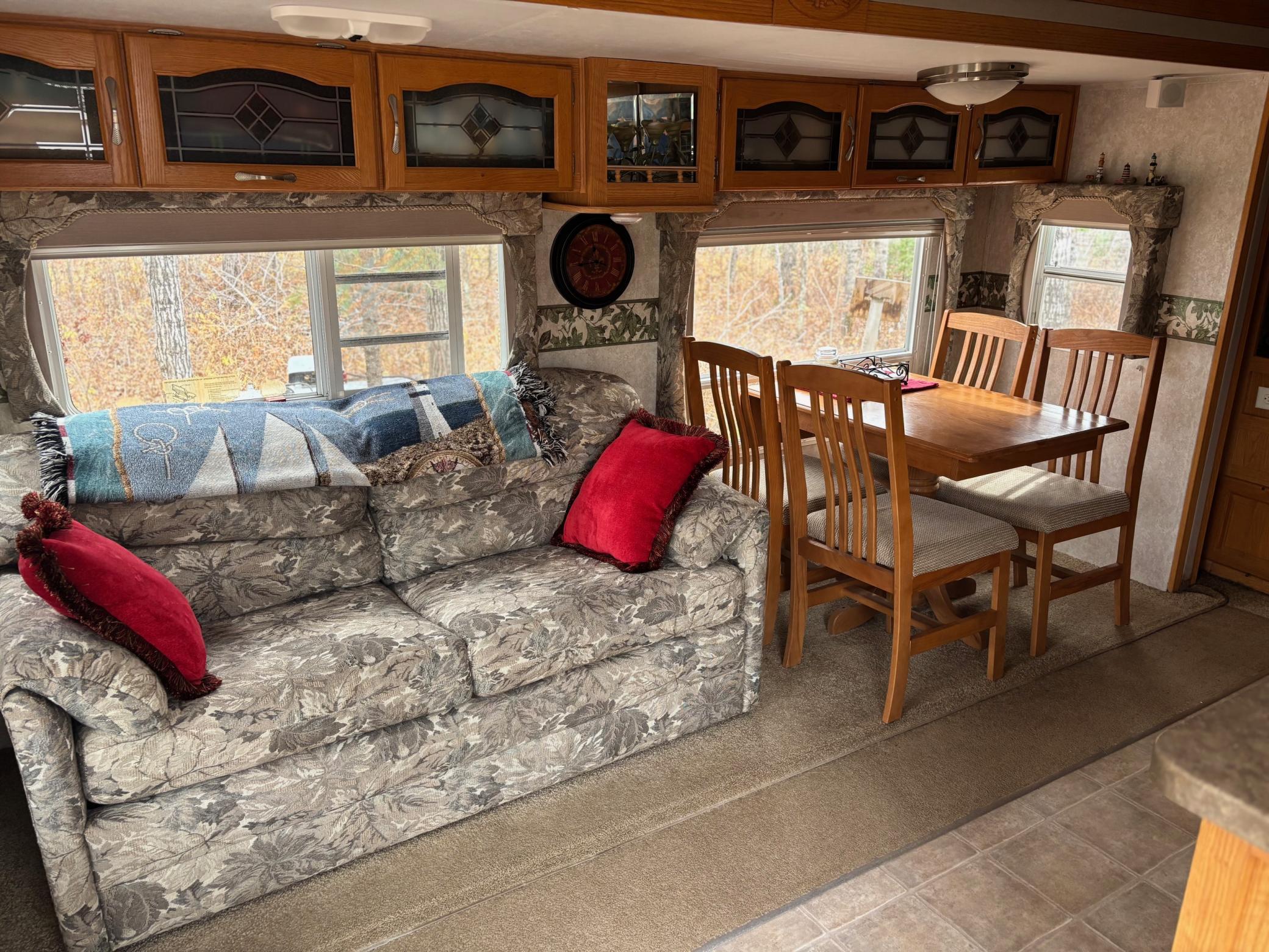 2006 Camper 1.jpg