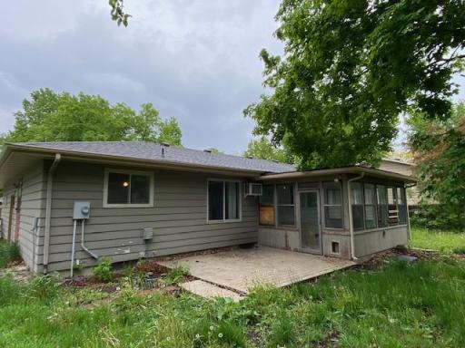 315 Charles Street SW, Hutchinson, MN 55350