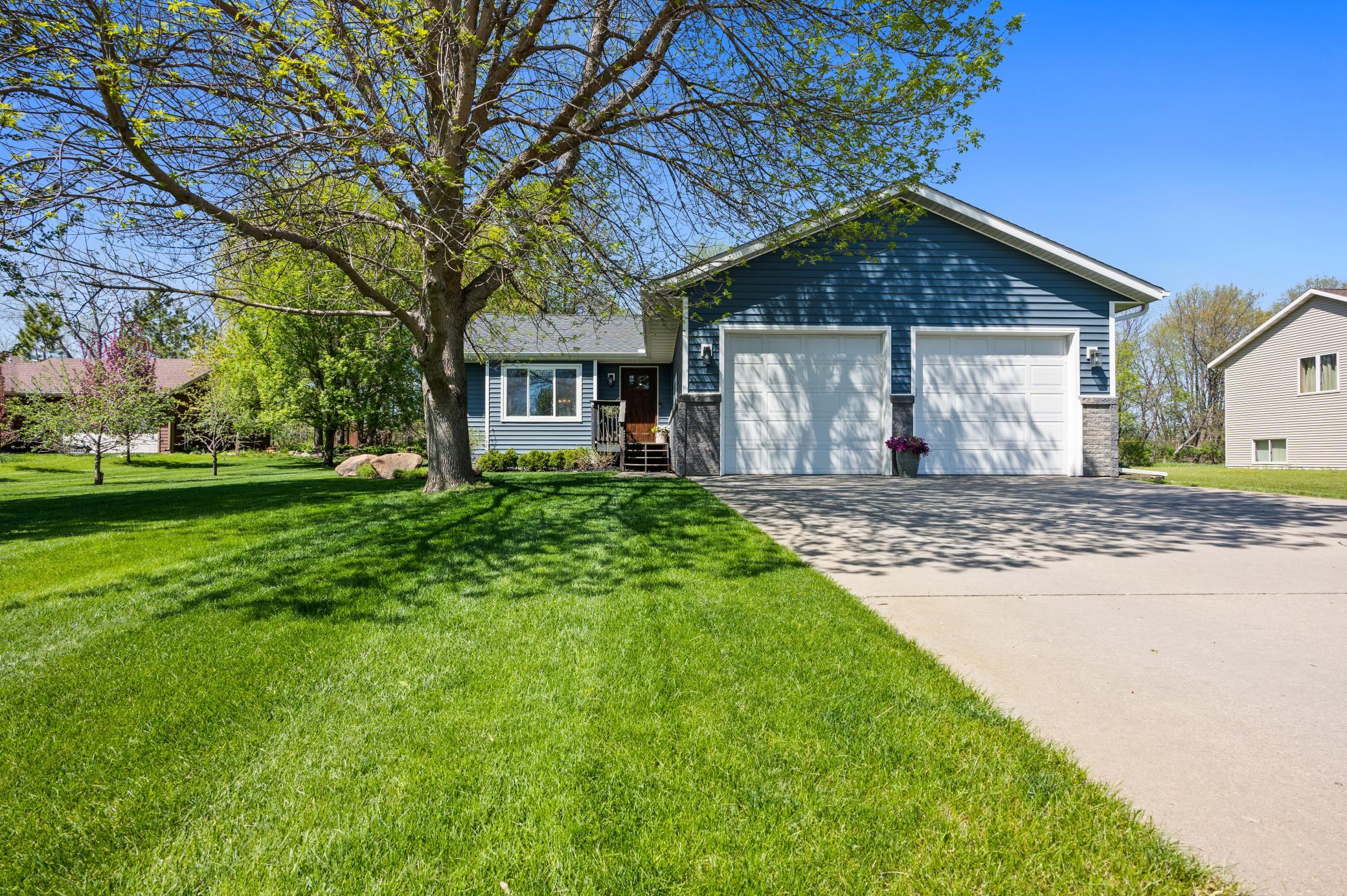 125 Ash Ave